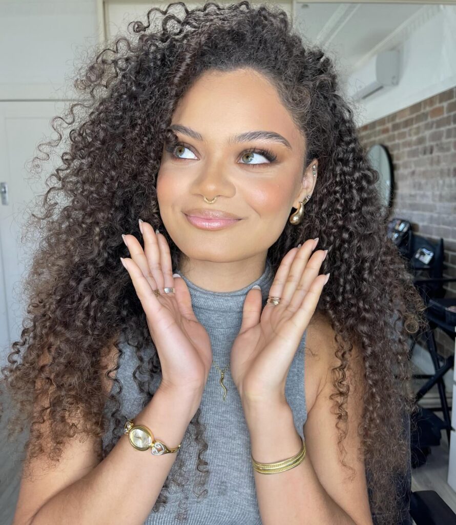 Spring 2026 Beauty Trends - Side parts - tannia_t_mua | Treatwell